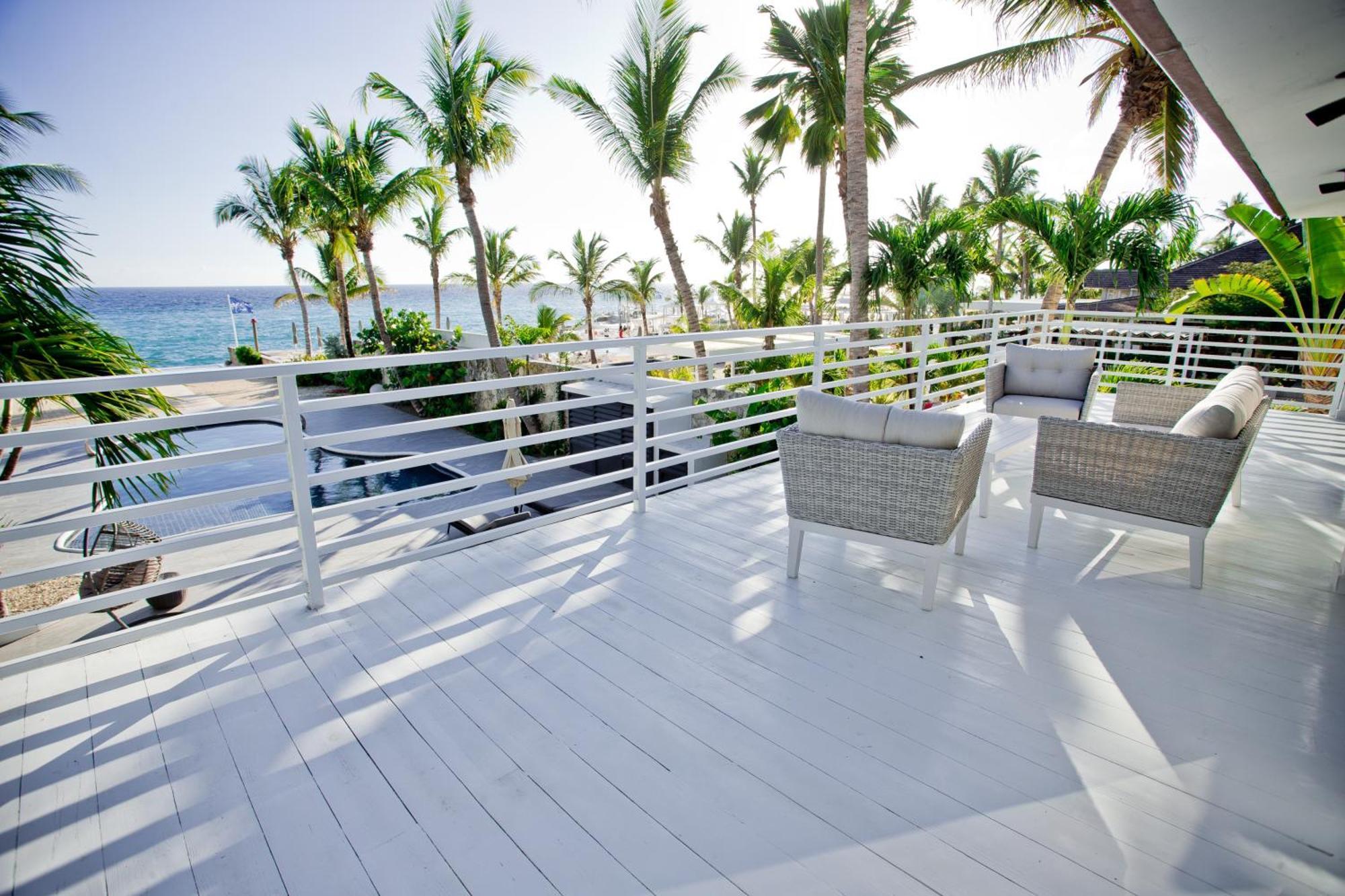 Tracadero Beach Club & Holidays Rentals Байяибе Экстерьер фото
